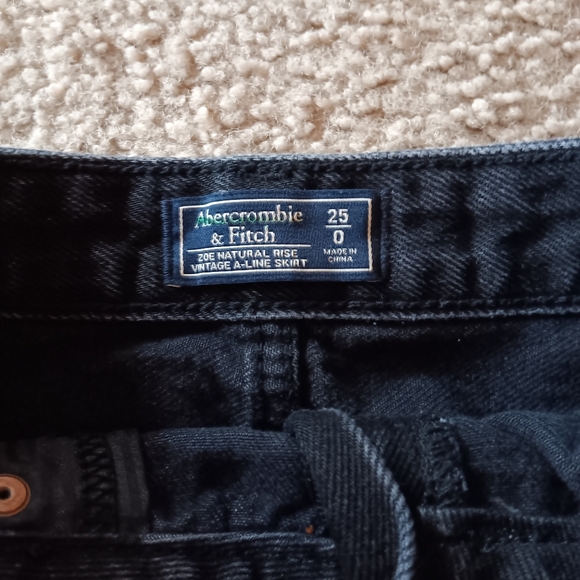 Black Abercrombie & Fitch Zip Down Jean Skirt - Picture 3 of 4
